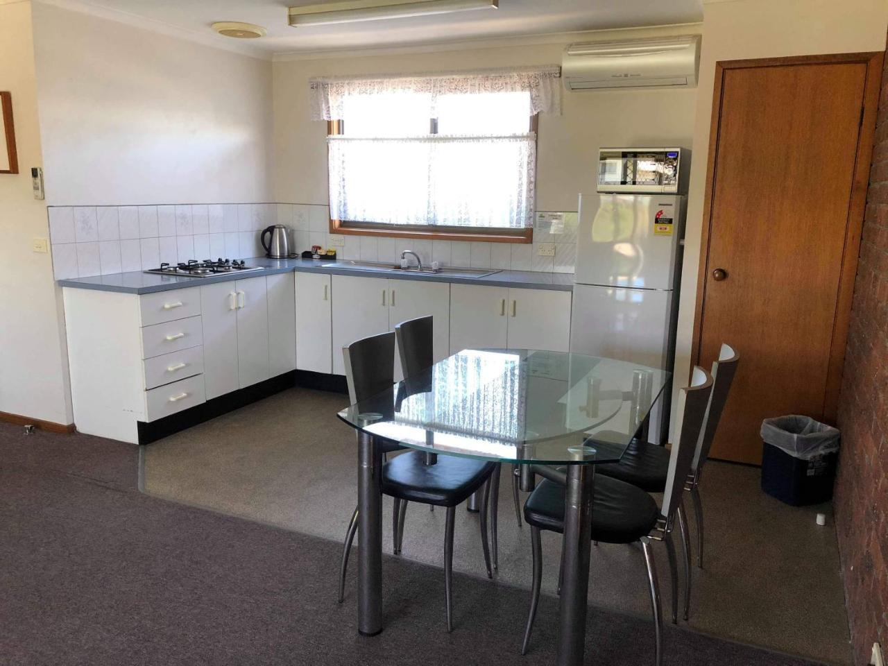 Lakes Jakaranda Holiday Units Lakes Entrance Exterior foto