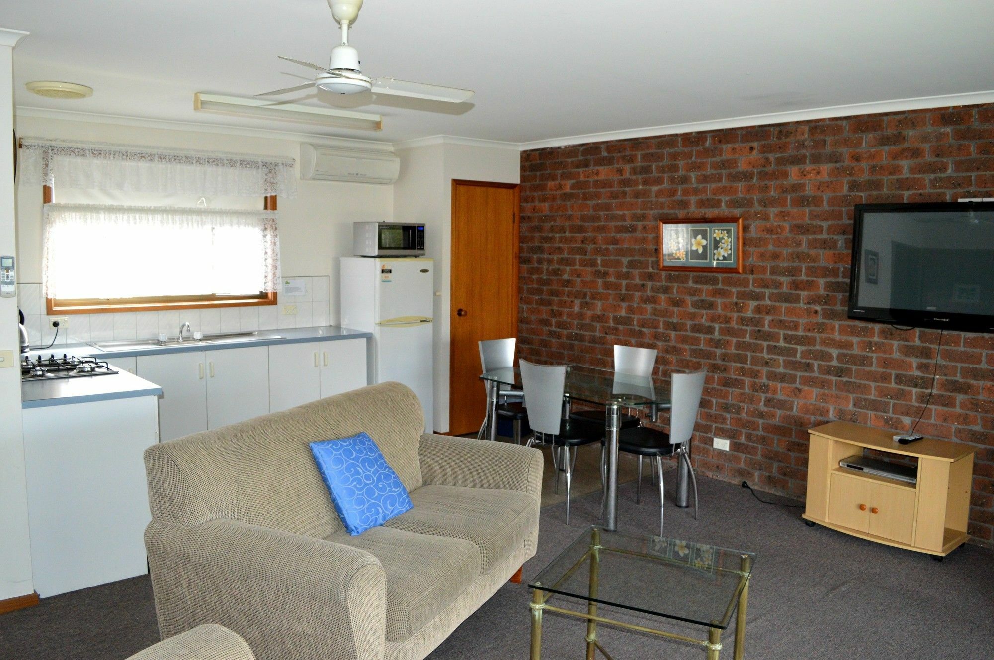 Lakes Jakaranda Holiday Units Lakes Entrance Exterior foto